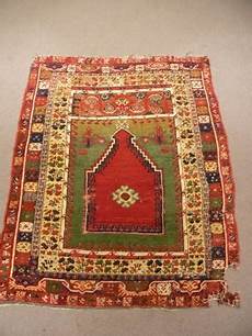 Prayer Rugs With Lurex In Pile